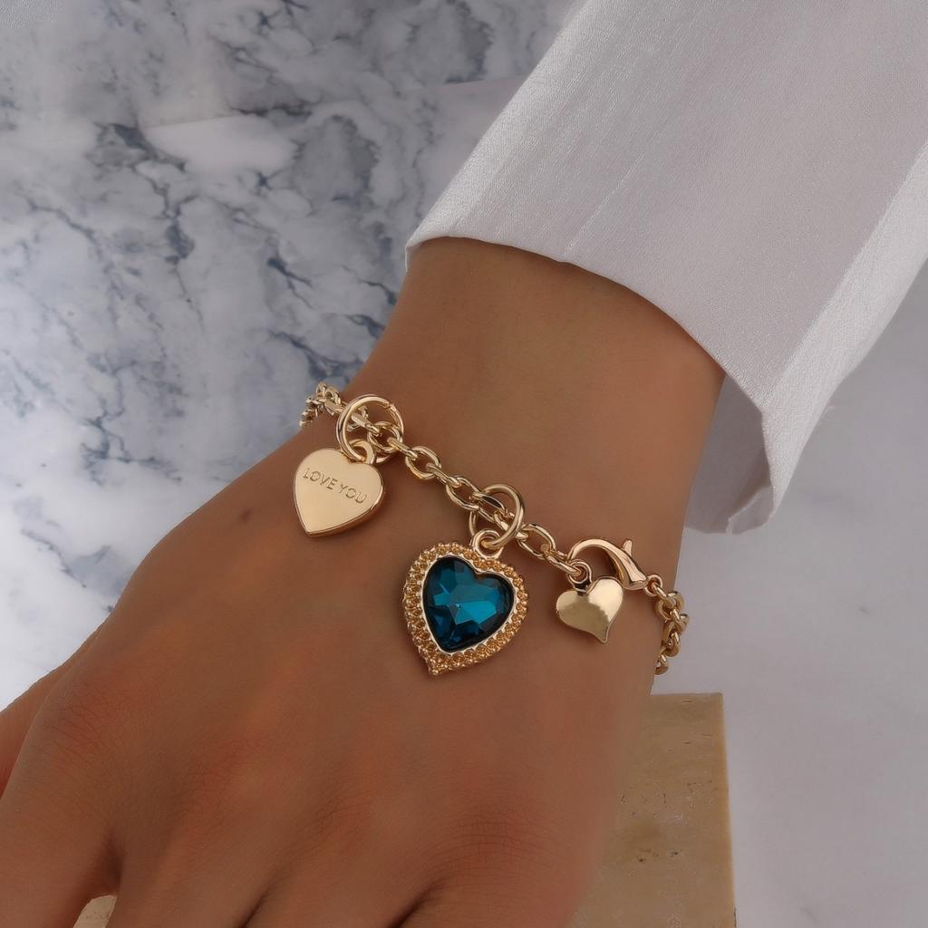 Корейская версия Корейский персонализированный браслет любви ins нишевый инкрустированный бриллиантами браслет с английским алфавитом универсальные украшения интернет-знаменитости