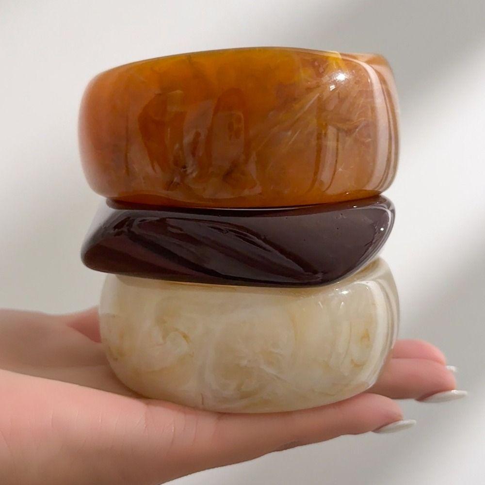 Vintage Retro Resin Bangle Chunky Geometric Hand Ring Temperament Irregular Wide Bracelet Daily