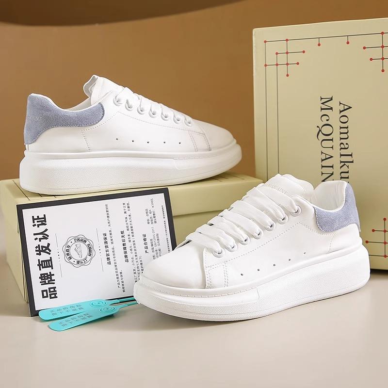 Весенне-осенние маленькие белые туфли Мужская и женская обувь 2025 Новые Пара Толстая подошва Универсальные Увеличение роста Студенческие Популярные Спортивные и Лей