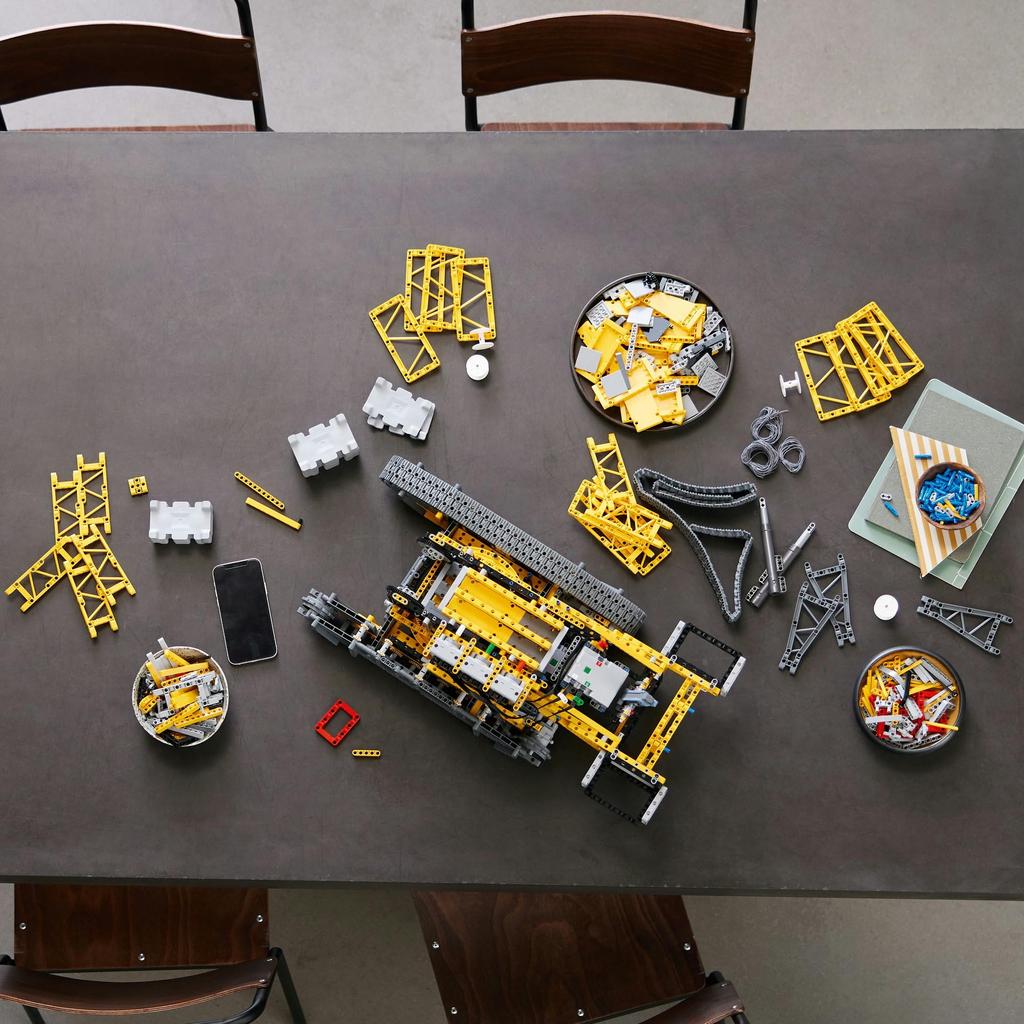 LEGO Technic Liebherr LR 13000 Гусеничный кран игрушка подарок на день рождения блок Рождество мужчины женщины автомобиль мини-автомобиль салон стильный 42146