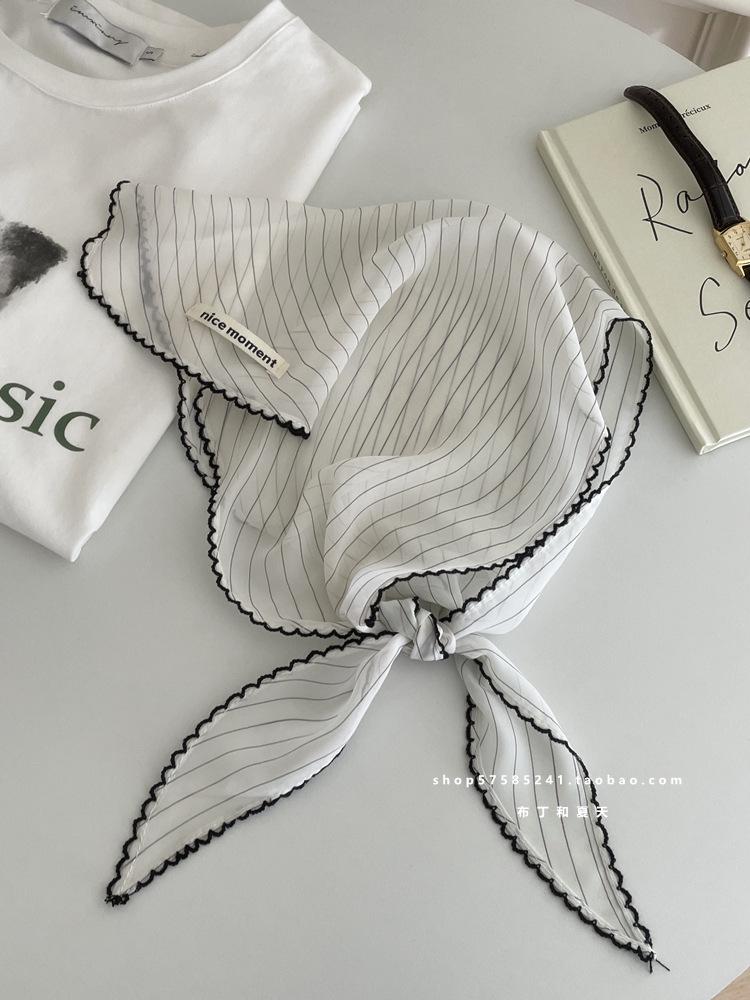 Lightweight Blue Striped Silk Bandana: Versatile Headband & Neck Scarf for Spring, Summer, Autumn.