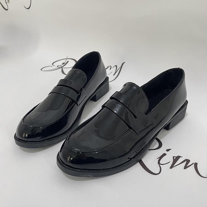 Модная женская обувь, оксфорды с круглым носком, на среднем каблуке, женские повседневные туфли из лакированной кожи без шнуровки, женские большие размеры