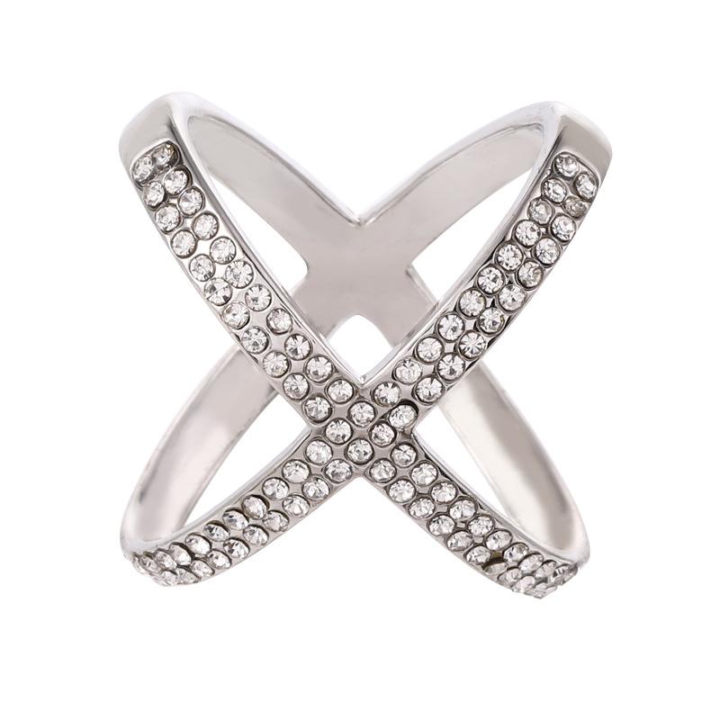 «Элегантная квадратная пряжка для шарфа с бриллиантами двойного назначения: Универсальный и простой аксессуар для завязывания шали.