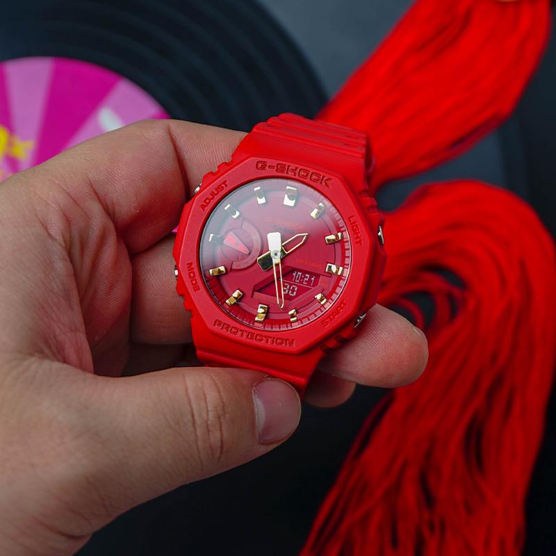 Casio Мужские часы с двойным дисплеем (жидкокристаллический/аналоговый) Серия Красные Часы GA-2100-4A-