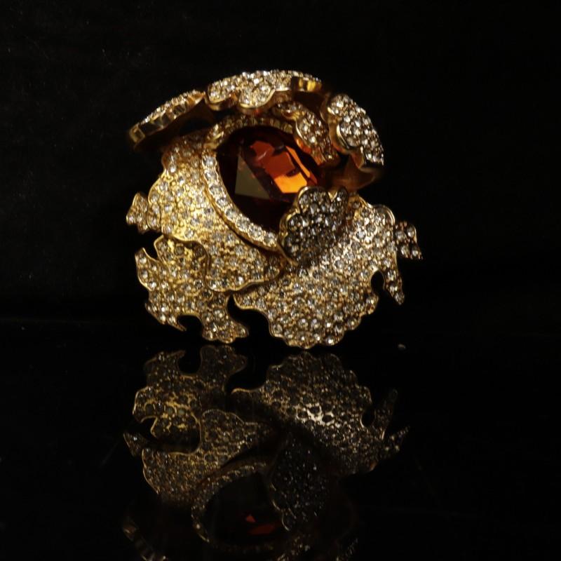 Fashion Sparkling Glass Brooch Vintage Pin Alloy Floral Accessory Women