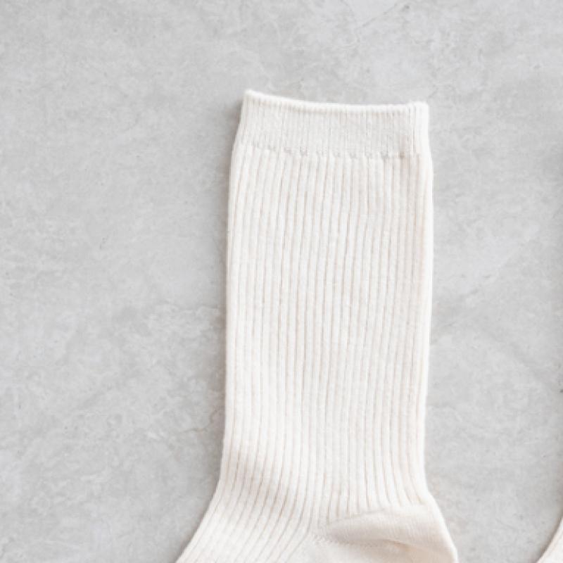 Monfoot женские носки с длинным воротом в рубчик цвета слоновой кости
