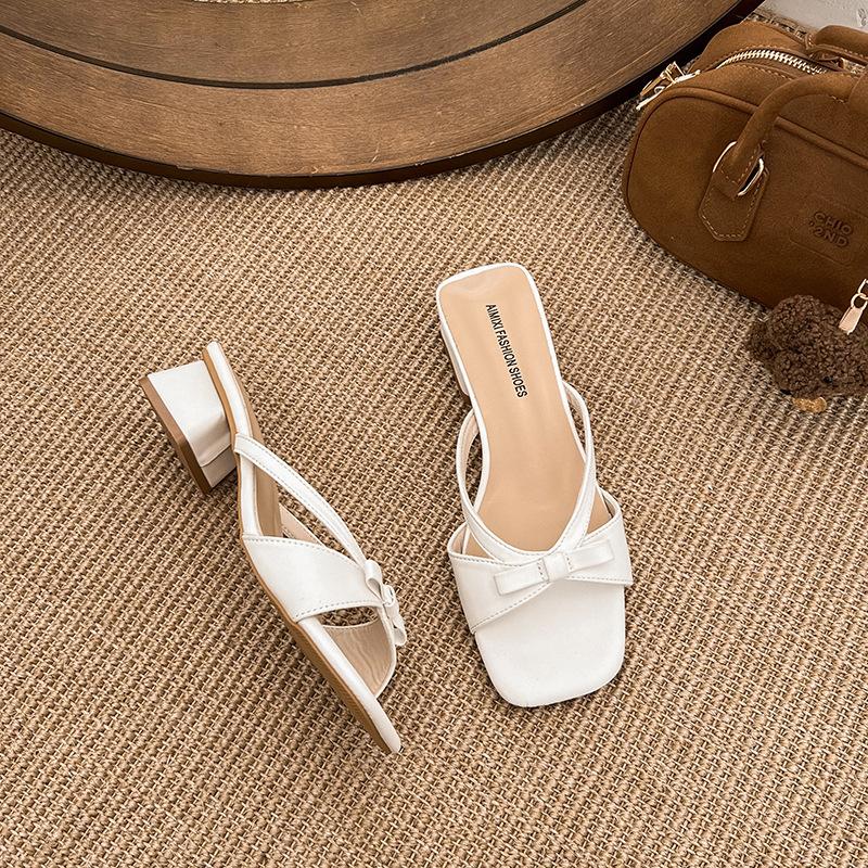2025 summer new fashionable versatile gentle bow square head open-toed sandals women's soft sole simple wedge heel slippers