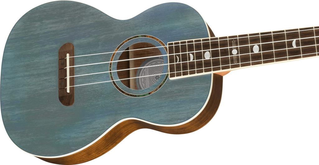 Fender Укулеле Дэни Харрисон Бирюзовый с мягким чехлом Уке,