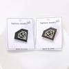 New Fashionable Diamond Shaped Brooch with Simple and Retro Diamond Inlaid Pin for Women's Clothing Accessories Corsage