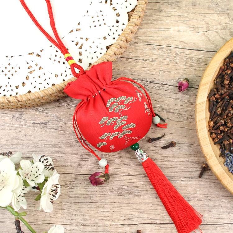 Embroidered Lavender Sachet: Dragon Boat Festival Car Pendant, Mosquito Repellent for Babies and Kids