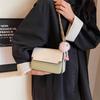 Трендовая сумка 2025 Новая женская сумка Универсальная цепочка Контрастный цвет Маленькая квадратная сумка На плечо Портативная сумка-мессенджер