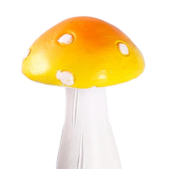 Desktop Ornament Realistic Looking Creative Shape Resin Mini Artificial Mushroom Statue Garden Figurine for Home