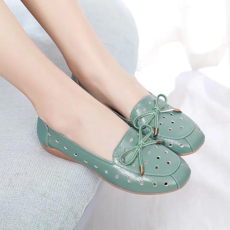 2025 Summer Mom Cowhide Leather Moccasins Woman Slip On Wedges Shoes Designer Breathable Hollow Out Bowtie Ballet Flats
