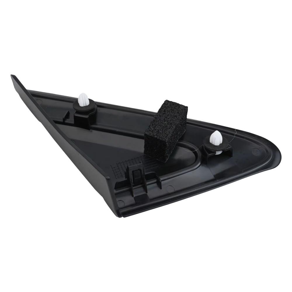 Накладка-треугольник на угол левого переднего зеркала для Mitsubishi Eclipse Cross 18-21