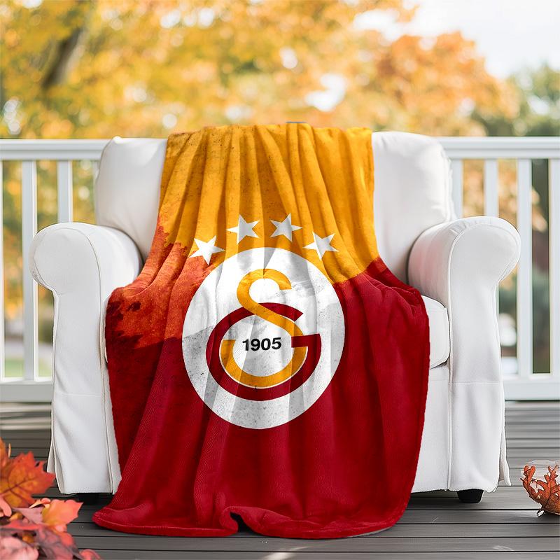 1pc Football Team (28) Theme Blanket - Digital Print, Polyester, Cozy for All Seasons, Perfect for Outdoor, Camping, and Travel