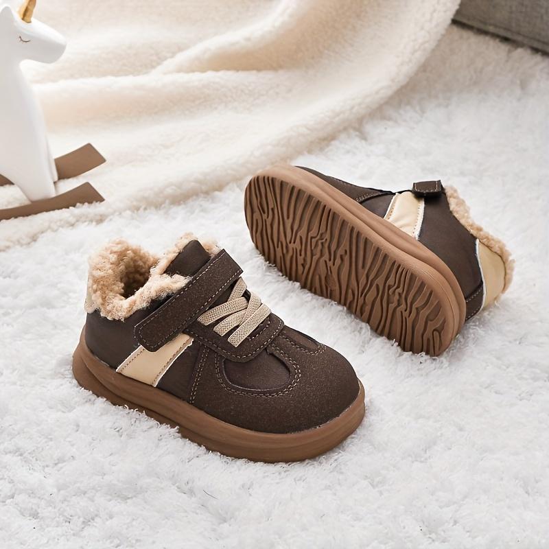 Уютные и стильные кроссовки для малышей с застежкой на липучке - теплая плюшевая подкладка, прочная подошва из ТПР, идеально подходят для повседневной носки осенью/зимой