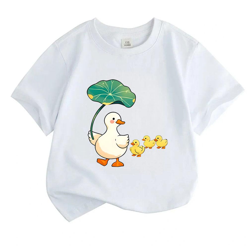 Cute Cartoon Mother Duck Holding Lotus Leaf with 3 Baby Duck