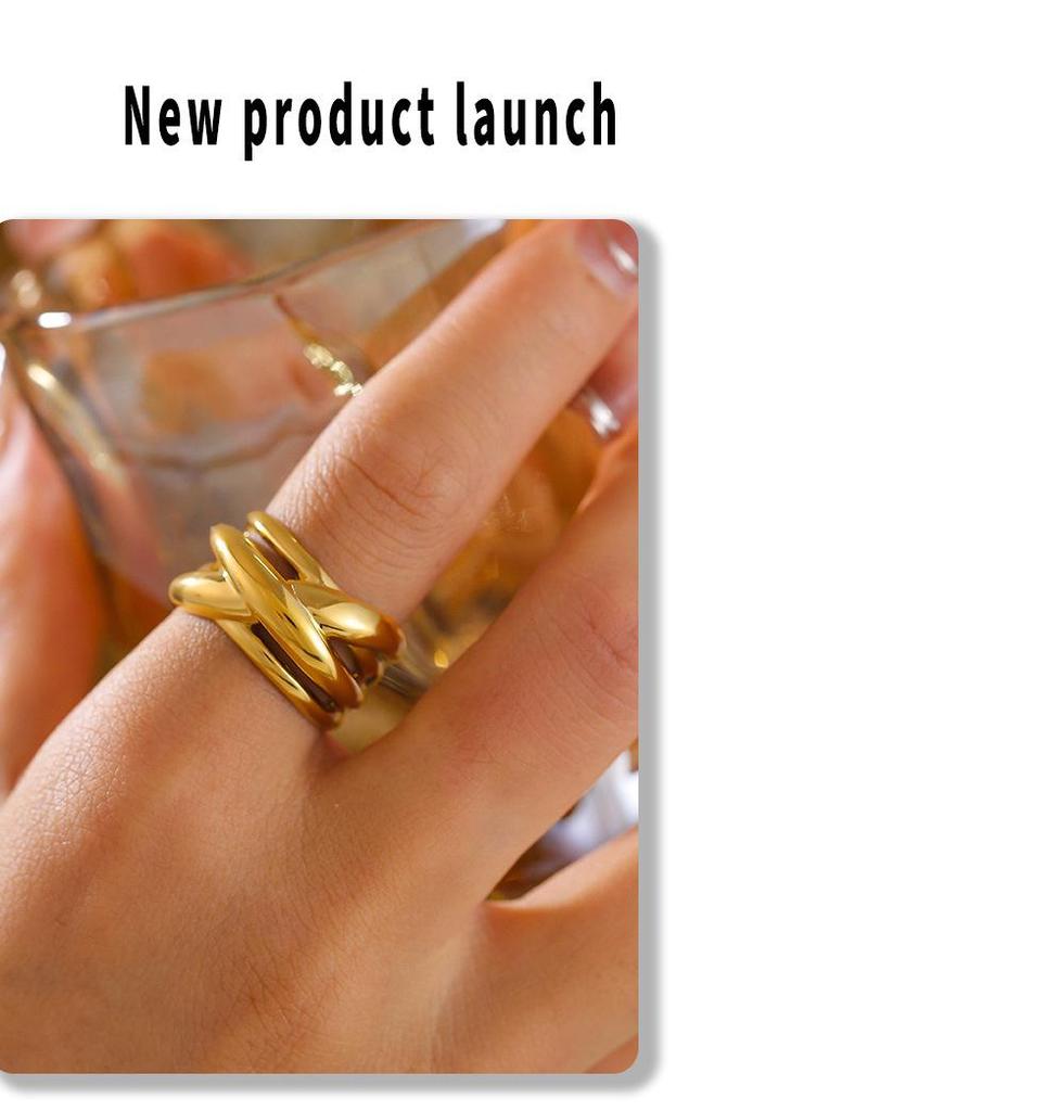 Геометрическое многослойное кольцо из титановой стали с позолотой 18 карат