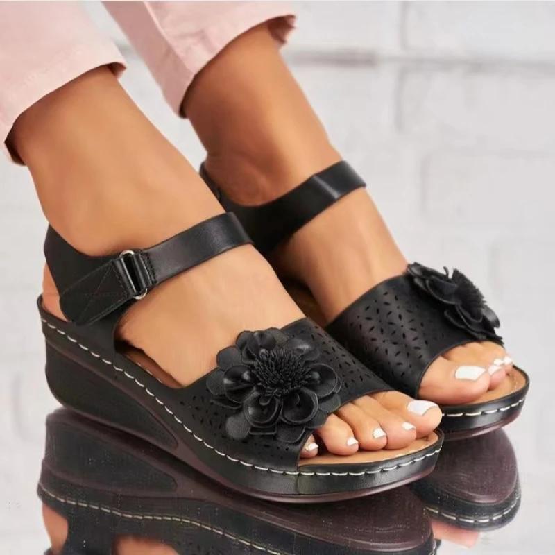 Fashion Ladies Sandals Fashion Flower Wedge Slope Heel Sandals Summer Casual Solid Colour Breathable Flip Flops Sandals Beach Shoes
