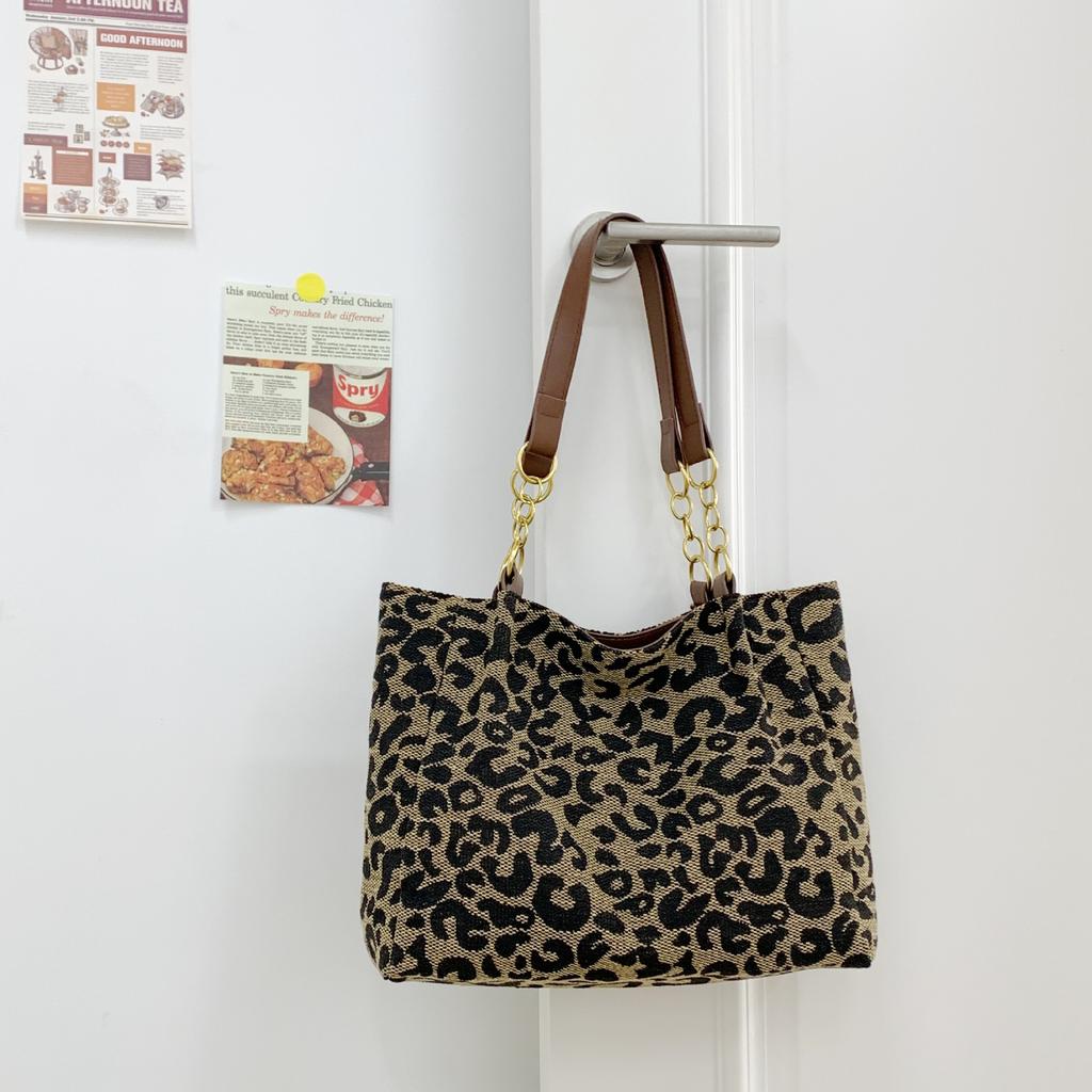 Retro Leopard Print Large-capacity Bag Women's 2025 New Versatile Underarm Bag Fashion Casual Shoulder Tote Bag