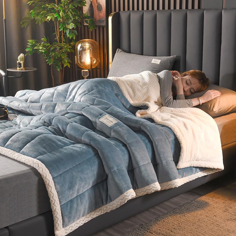 New A/B Style Baby Velvet Quilted Warm Lambswool Blanket - Thickened for Autumn/Winter