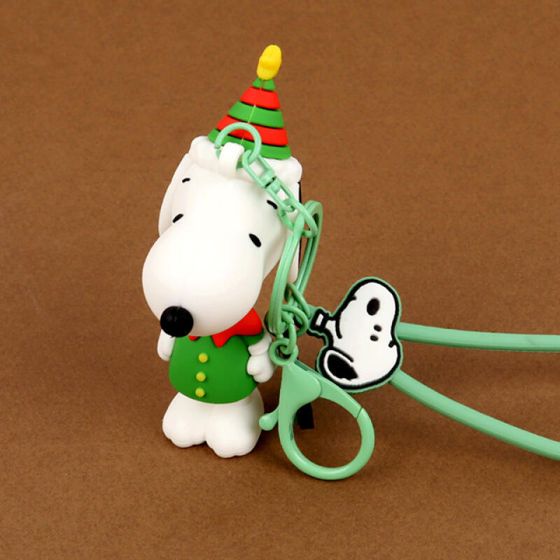 Брелок-брелок Снупи из Peanuts на Рождество (Случайная доставка)