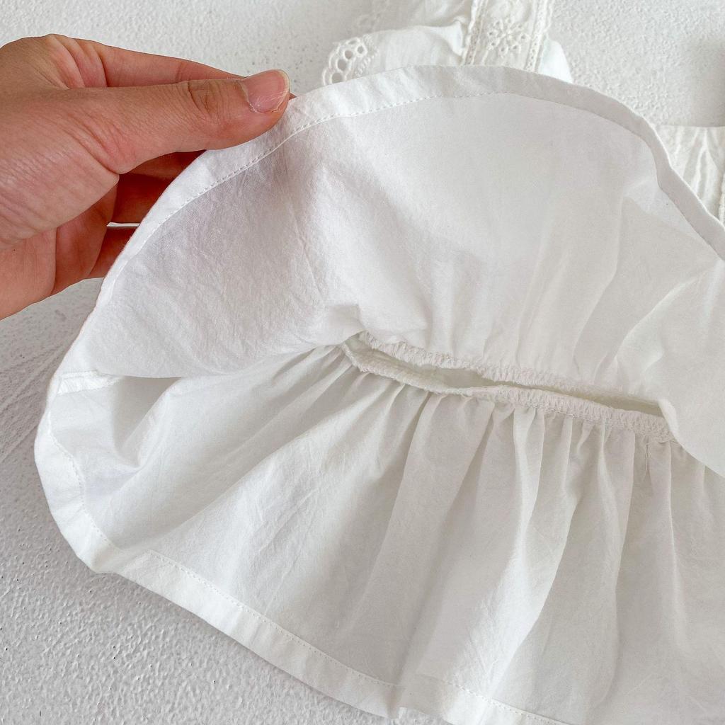 Комплект из 2 предметов: кружевной топ с рукавами-крылышками и шорты с цветочным принтом для маленьких девочек - лето 2024 г.