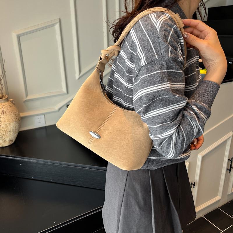 Высококлассная нишевая сумка женская осенне-зимняя ретро 2025 новая модная на плечо сумка-мессенджер популярная портативная сумка-пельмень