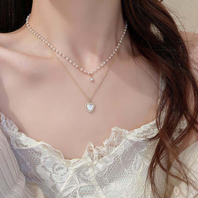 Korean temperament love butterfly pearl fringed necklace fashion collarbone chain versatile item decoration