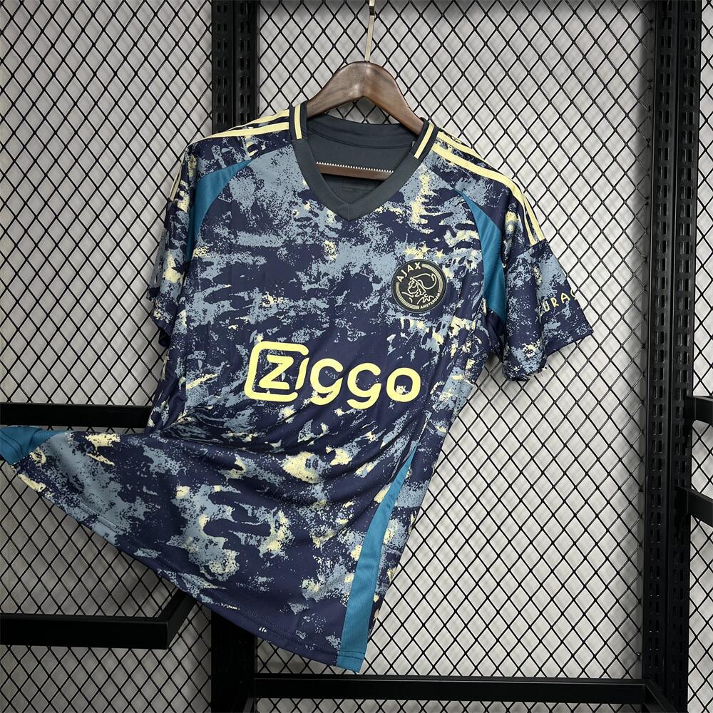2425 Thai version of Barcelona, Manchester City, Paris AC Inter, Chelsea Hotspur Riyadh Crescent victory jersey