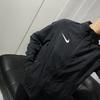 Nike Контрастный цветной фирменный логотип с принтом однотонная куртка с воротником-стойкой женская куртка черного цвета DC3942-010