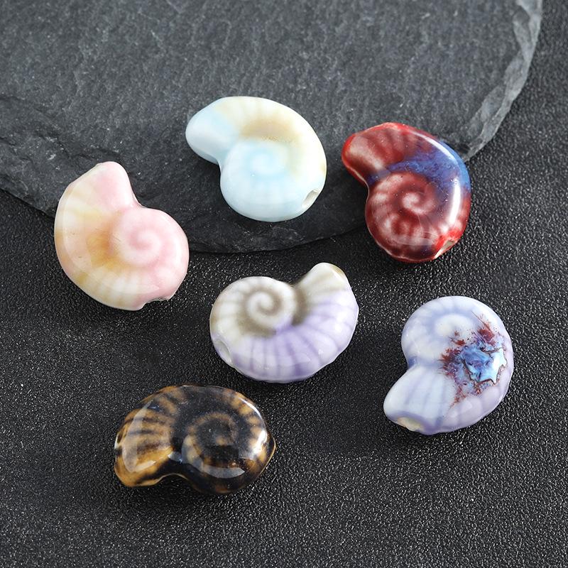 Керамические бусины «Улитка и морские животные» для изготовления украшений и аксессуаров своими руками