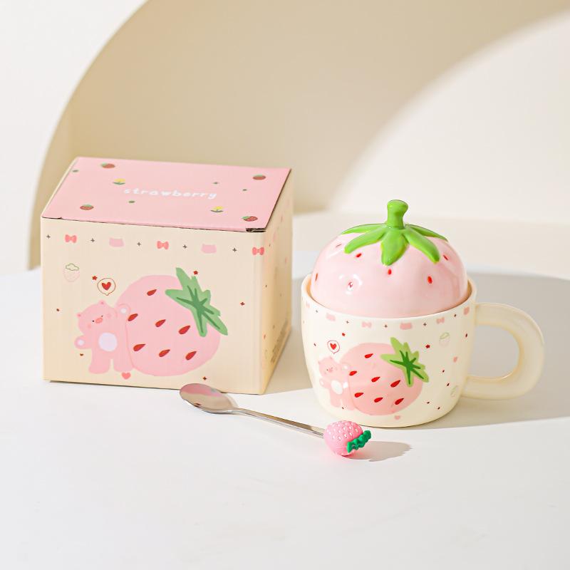 Керамическая чашка с крышкой «Клубничный медведь» для девочек, подарочная чашка для дома, кружка, высококачественная, для пары, для молока, для завтрака