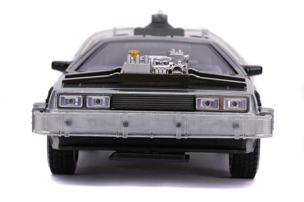 1:24 Scale BACK TO THE FUTURE PART III - TIME MACHINE W/LIGHT Back To the Future Diecast Car
