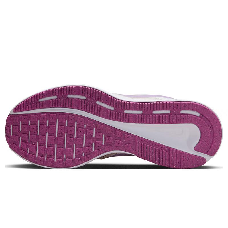 Nike Женские беговые кроссовки Run Swift 3