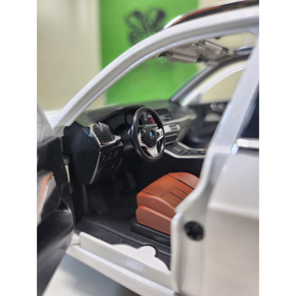 1:Модель автомобиля-игрушка BMW X5 SUV, литая, масштаб 1:24 - Белый