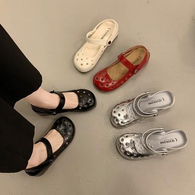 Красные туфли Мэри Джейн с заклепками женские весенние новые с квадратным носком и неглубоким вырезом, одинарные туфли на плоской подошве, маленькие кожаные туфли