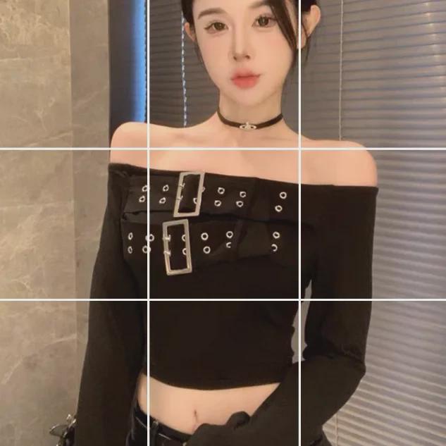 Женский облегающий укороченный топ на одно плечо с длинными рукавами на осень