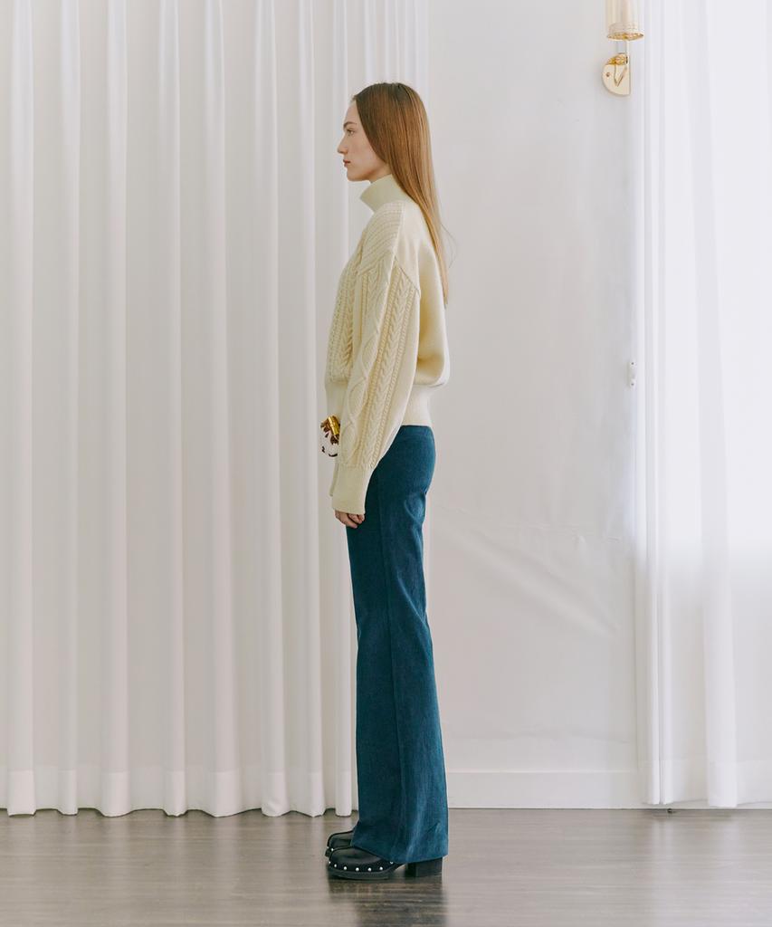 ETMON Turtle-Neck Cable Knit Top Butter