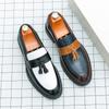 Мужские повседневные кожаные туфли на плоской подошве Elegantes Mens Tassel Loafers Новая модная мужская обувь для ходьбы Удобная мужская обувь для вождения