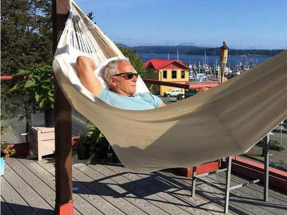 Beige Hammock 200X150 Wood (20)