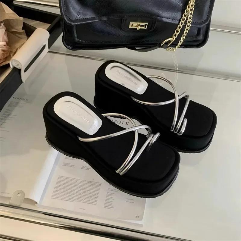 Туфли на платформе для женщин Дизайн Шлепанцы с открытым носком Женские Сексуальные танкетки Шлепанцы на высоком каблуке Узкий ремешок Сандалии 2025