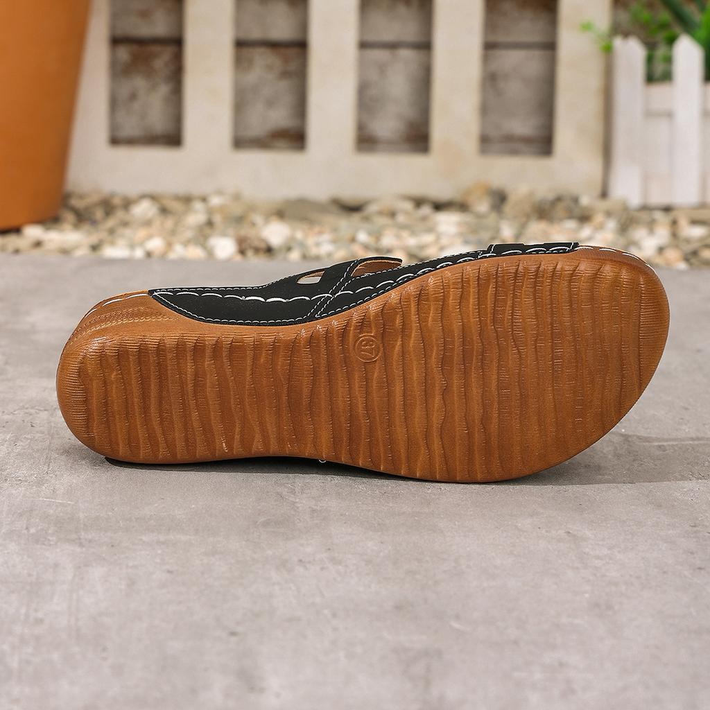 Fashion Slippers Women Slides Beach Wedges Mid Heels Slip On Shoes Women Solid Leather Platform Summer Shoes Plus Size