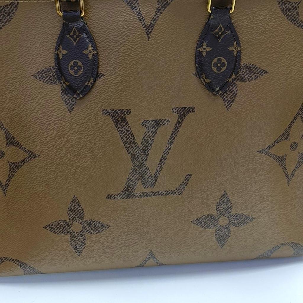 [Pre-Owned] Louis Vuitton Onthego MM 'Brown Giant Monogram/Brown Monogram Reverse Canvas' - Fair #1JJY6YW