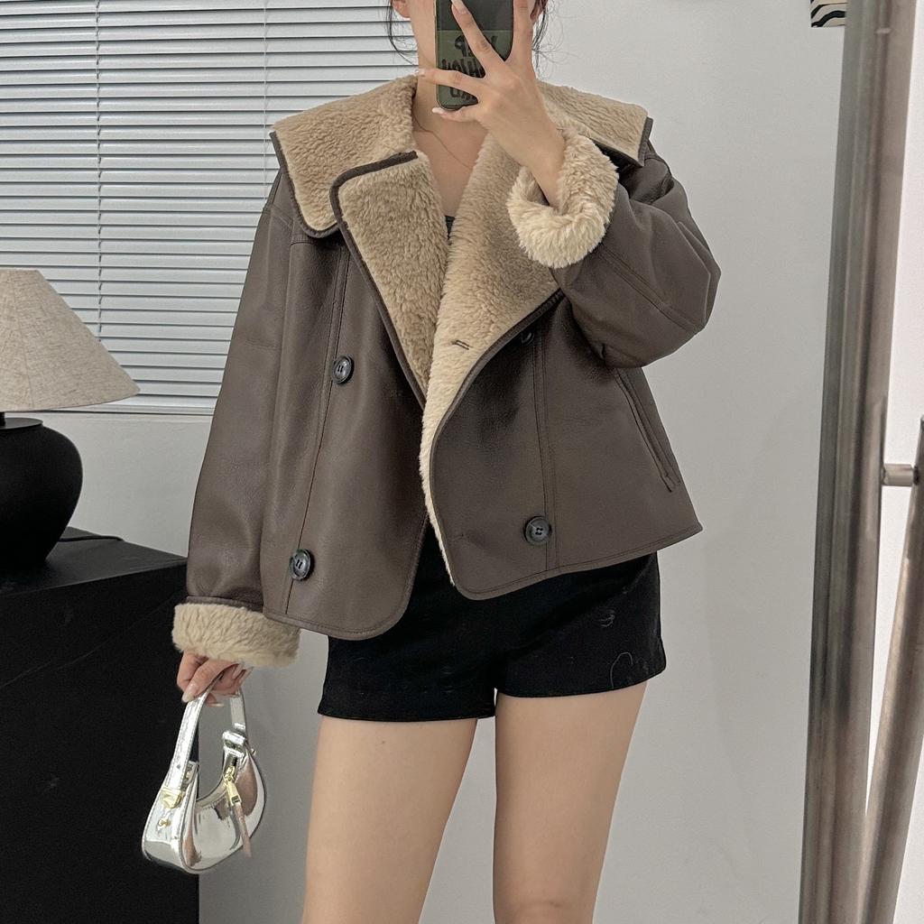 Теплая и экологически чистая меховая куртка-комбинация для женщин, зимняя новая повседневная куртка из искусственной овечьей шерсти в корейском стиле из кожи