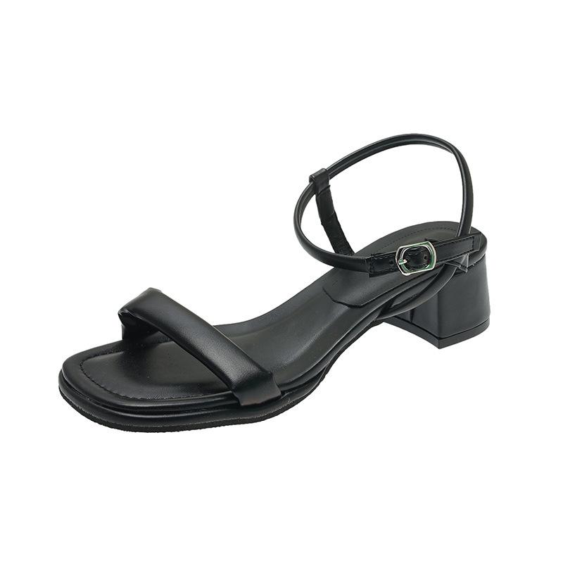 Мода One Word Belt High Heel 2024 Корейская версия Temperament Толстый каблук Квадратный носок Открытый носок Простые сандалии Женские летние туфли на среднем каблуке