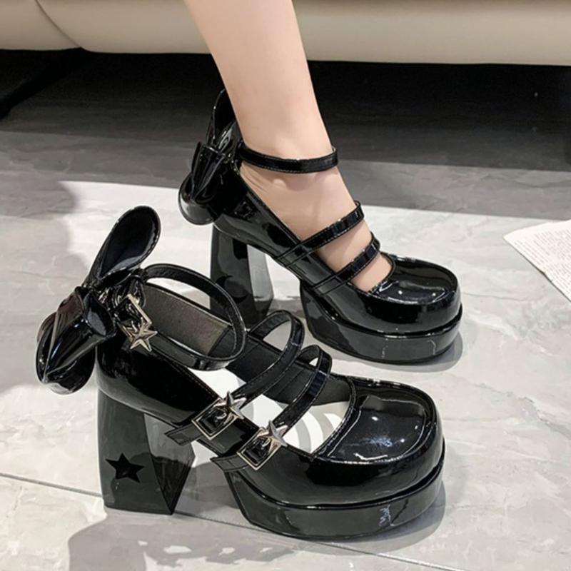 2024 Туфли Лолита Туфли на платформе Мэри Джейн Ремешок со звездой Женские туфли на шнуровке из искусственной кожи для девочек Клепки Повседневная обувь Каваи