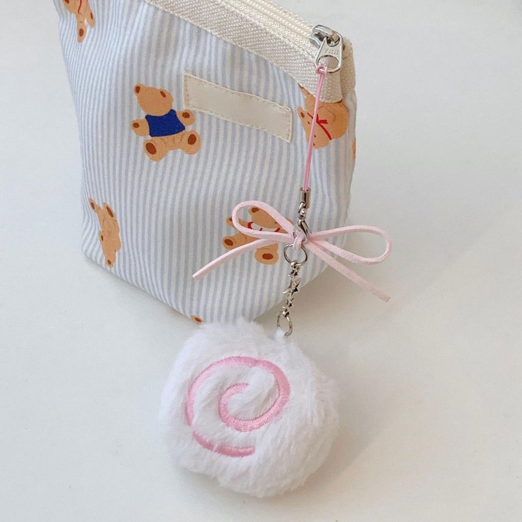 Soft Embroidered Fish Keychain Delicate Accessory Hand Woven Fish Board Soft Keychain Room Handcrafted Fish Plate Charm