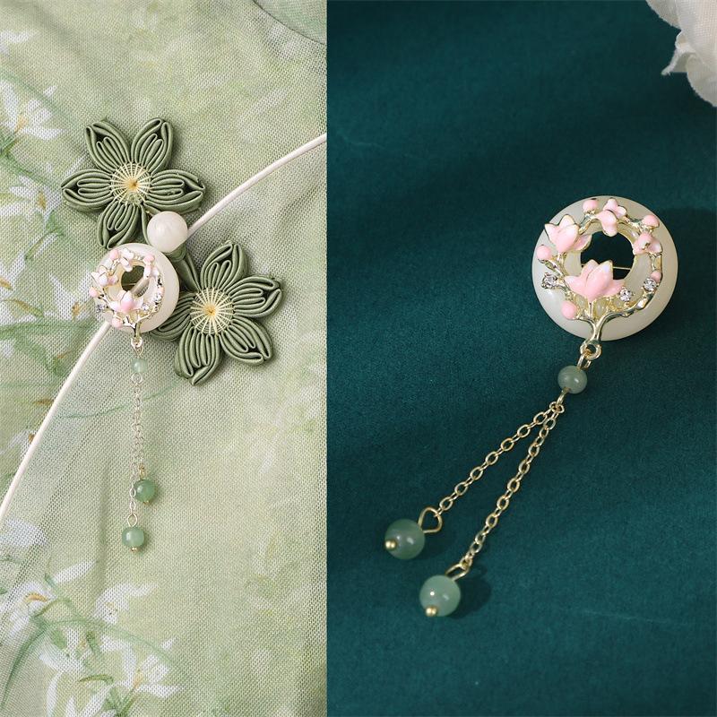 Имитация жемчуга Женское украшение Ханфу Ювелирные изделия Длинная подвеска-кисточка Аксессуары для ципао Сплав Ципао Прессованный лацкан