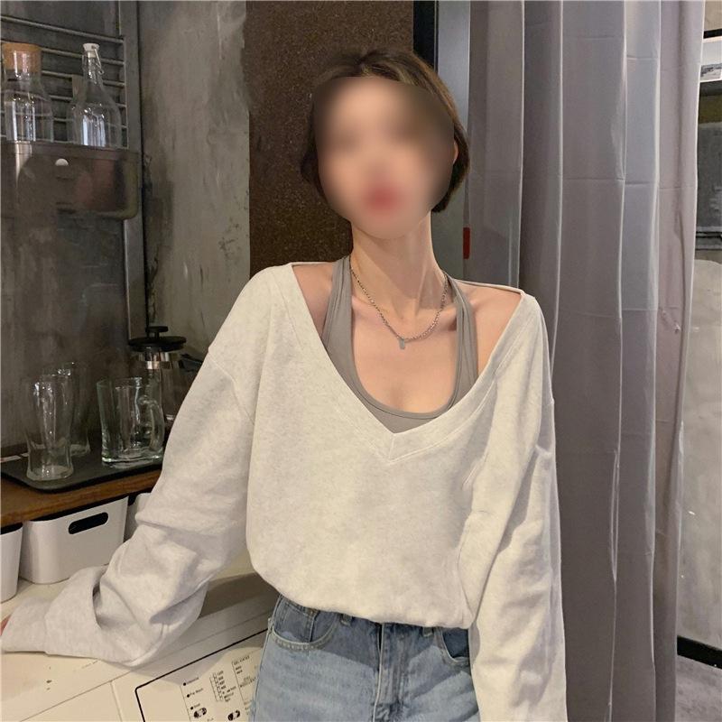 Поддельный короткий топ из двух частей с V-образным вырезом и открытыми плечами для женской одежды на весну и осень, тонкий пуловер с нишевым дизайном, модная футболка для женщин